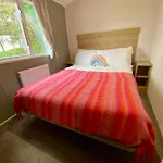 3 Bedroom Delightful Caravan With Outside Space, Parking, In Newquay